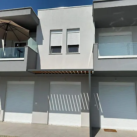 Emerald Luxury Lägenhet